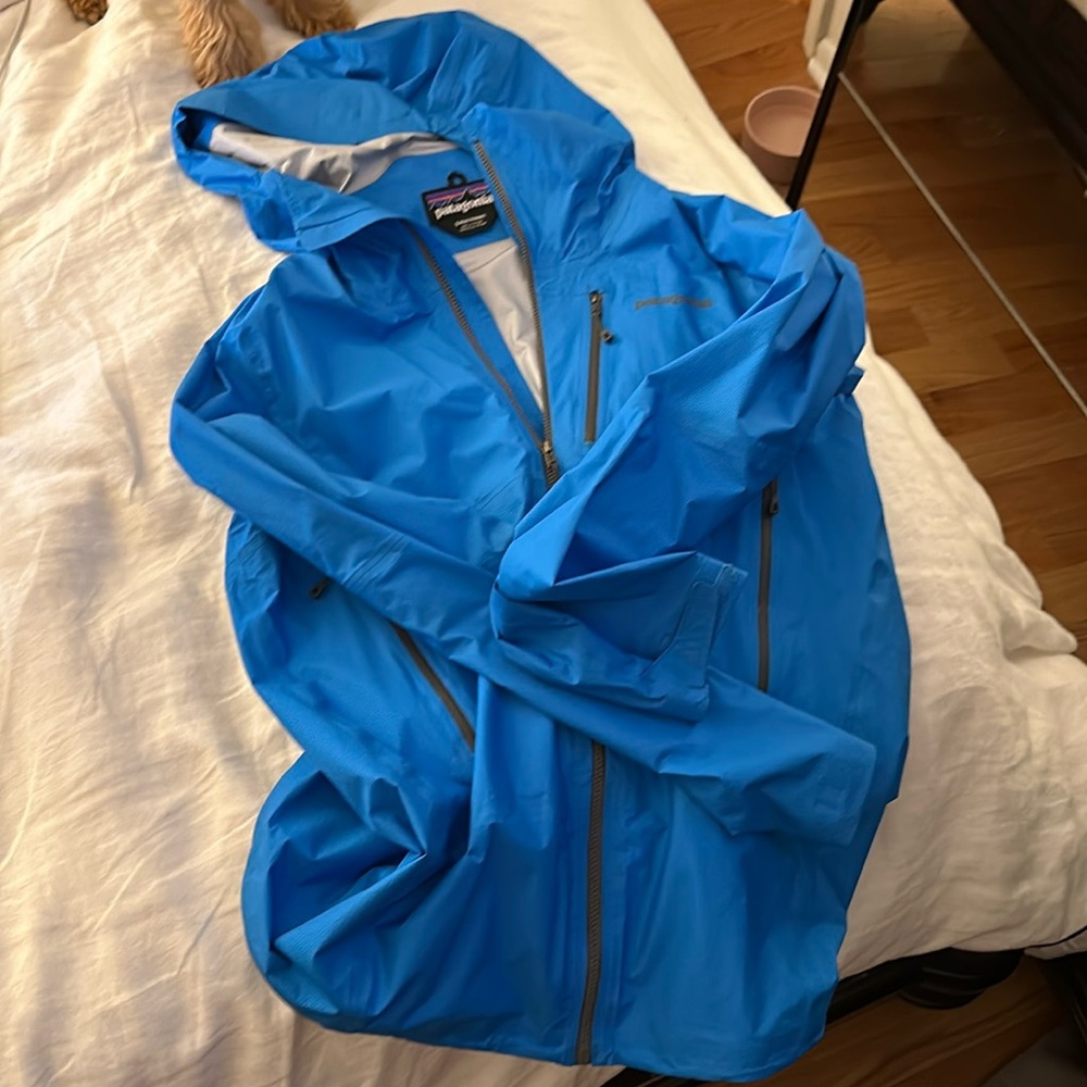 Patagonia Rain Jacket Men’s